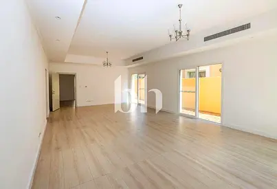 Spacious Villa| Unfurnished 4BR plus maids| Vacant