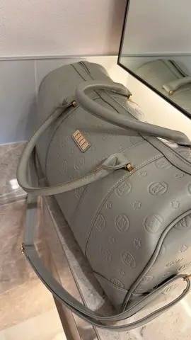 Light grey ELLE duffel bag