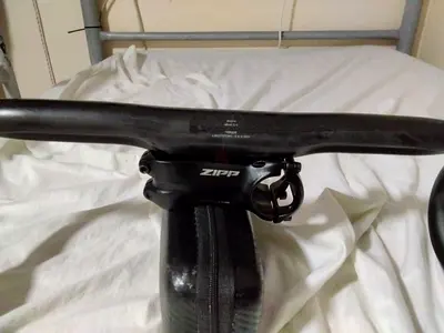 Zipp sL70 ergo carbon handlebar with stem zipp alloy
