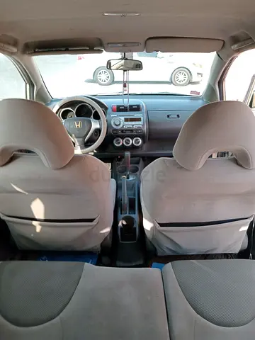 Honda Jazz EX FULL OPTION 2007 GCC Specs