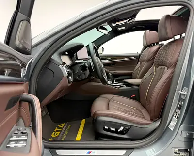 صورة مصغرة 15 لـ 2023 BMW 5-SERIES