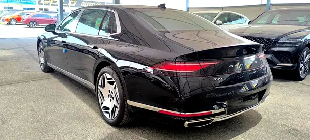 2026 Genesis G90 — фото 3