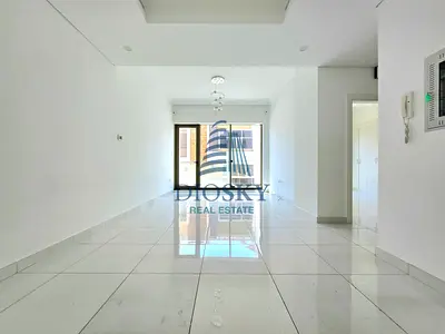 Wll Maintained | With AC Bills | Ready & Vacant