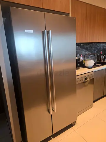 Siemens side by side New Modal Refrigerator Like New condition and protect working