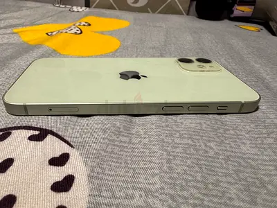 iPhone 12 - Green (Good condition)