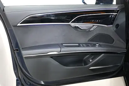 صورة 8 لـ 2022 AUDI A8