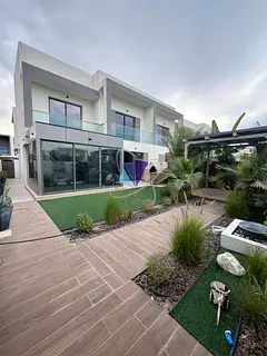 Corner Unit | Single Row | Nice Gardens