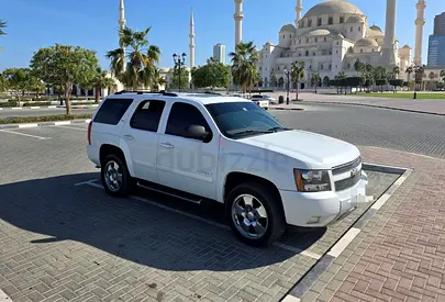 Dhs 14,999/= Chevrolet Tahoe ( Z71 - Special Edition ) 2009 | GCC Specs | Full Option