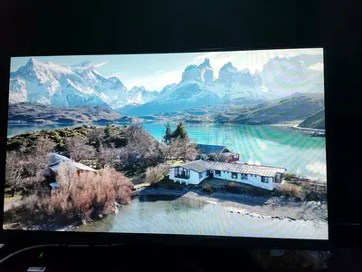 SAMSUNG MONITOR 27 INCHS VERY GOOD CONDITION