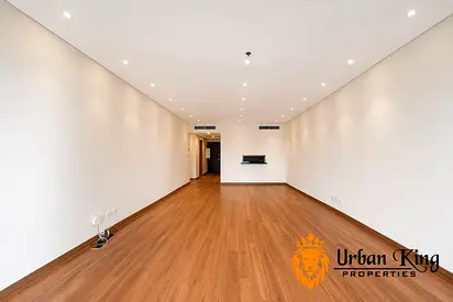 Price 230k to 290k | Upgraded Apartment | Sea View