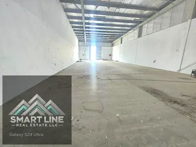 NEAR DUBAI BOAEDER : HUGE WAREHOUSE AVAILABLE SIZE 3,000 SQFT WITH 4 PAYMENTS AND DEPOSIT ONLY CHQ