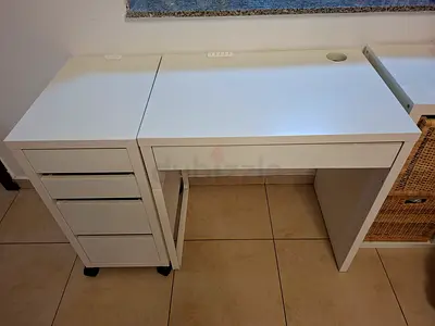 White compact desk with mobile drawer unit - good condition