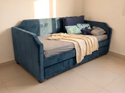 Premium Velvet Daybed with Trundle (Like New / Barely Used)