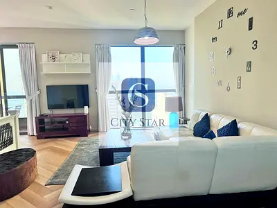 Vacant soon Upgraded Furnished Sea View