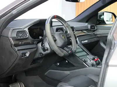 2024 Lamborghini URUS 缩略图 9