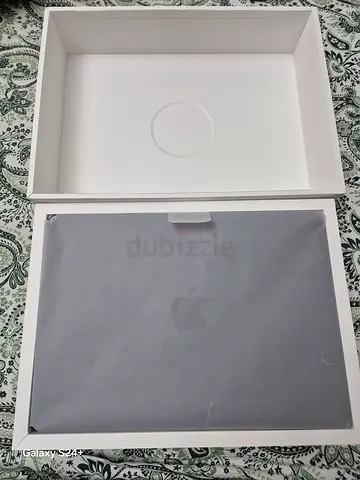 MacBook M3 Pro 14 inch, 12 C CPU, 18 C GPU, 16 C Neural Engine 36GB RAM 1TB (Magic Mouse,Keyboard)