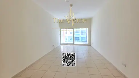 One bedroom and living room with parking, partial city view, high floor, spacious layout