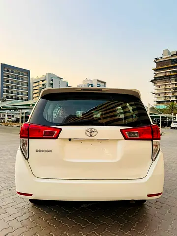 Toyota Innova SE+, миниатюра 5