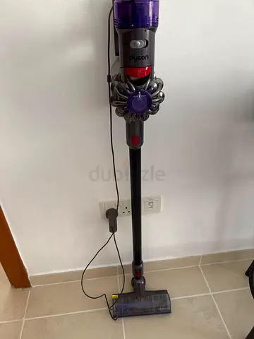 Dyson Vacuum Cleaner - V8