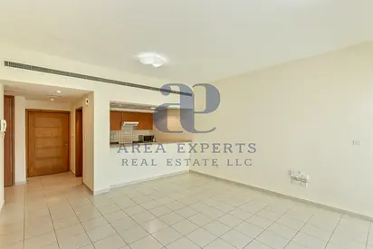 SPACIOUS 1BR | FULLY FITTED | VACANT SOON
