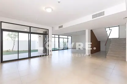 Single Row Corner | Vacant | Community View | Enquire