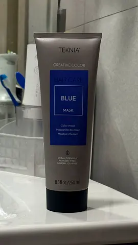 Color hair mask