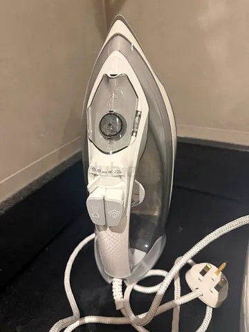 Phillips steam iron