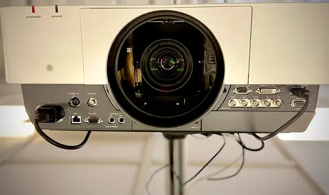 Sony HD home theatre 7000 lumens