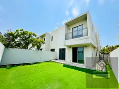 Spacious offer 3bhk townhouse at very prime location in Nasma