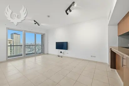 High Floor | Bright Unit | Golf View | Vacant