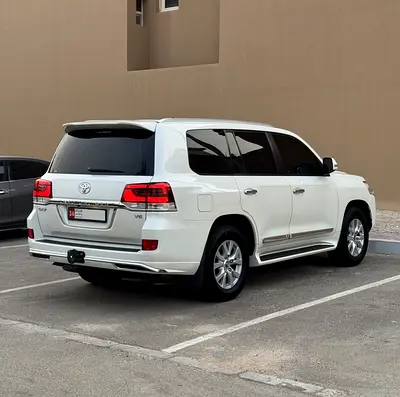 2017 Toyota LAND CRUISER 照片 18
