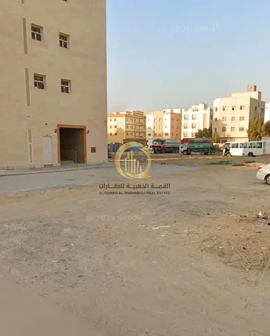 للبيع ارض سكني تجاري في منطقه تجاريه مويلح اماره الشارقه في موقع ممتاز قريبه من الشارع الجار والحديقه والمسجد