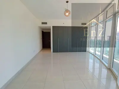 Spacious 3BR Apartment | Canal View | Closed Kitchen