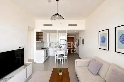 Bright and Contemporary | Furnished | Turnkey