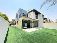 Vacant 4 Beds + Maid Corner Unit Eden The Valley