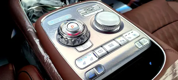 2026 Genesis G90 — фото 14