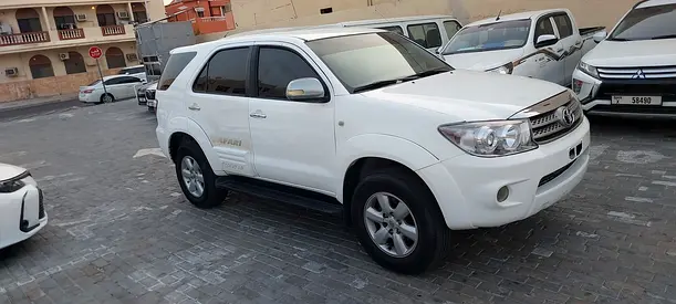 2011 Toyota FORTUNER 照片 6