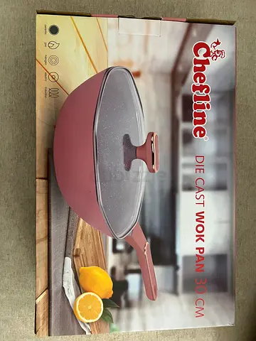 Chefline 30cm Die Cast Wok Pan with Glass Lid - Pink