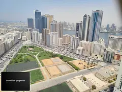 3BHK SPACIOUS LAVISH HUGE/WITH PARKING/