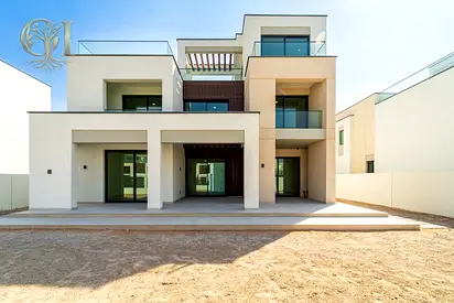 Stunning 5BR Villa | Ready to Move | Prime Community
