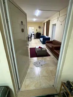 🏡 1 Room Available in 2 BHK Villa – Kitchen sharing