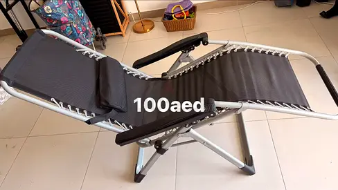 Adjustable Folding Zero Gravity Lounge Chair with Headrest