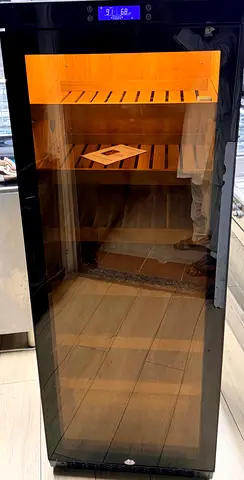 Raching humidor cigar climate control cabinet c330a