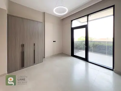 Lavish | Community View | Pool & Gym | Parking