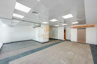 FITTED OFFICE I BIG SPACE I CHILLER FREE
