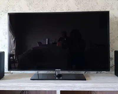 Samsung TV, 40 In, Full HD, 3D, LED, Ultra-Slim
