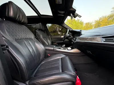 2019 BMW X7 — фото 12