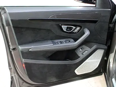 2024 Lamborghini URUS 缩略图 14