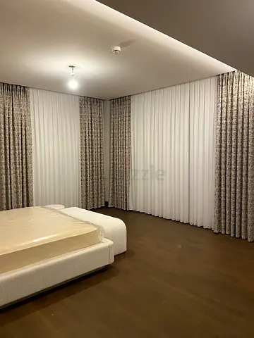 Curtain