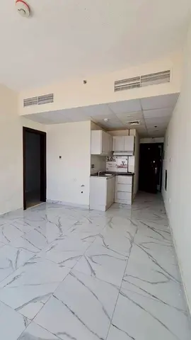 Studio in Al Butina Second tenant Annual rent: 18,000 Payable in 6 installments Security deposit via check Families only